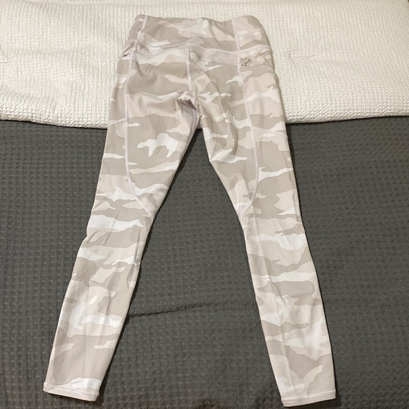 Athleta leggings - Picture 2 of 4